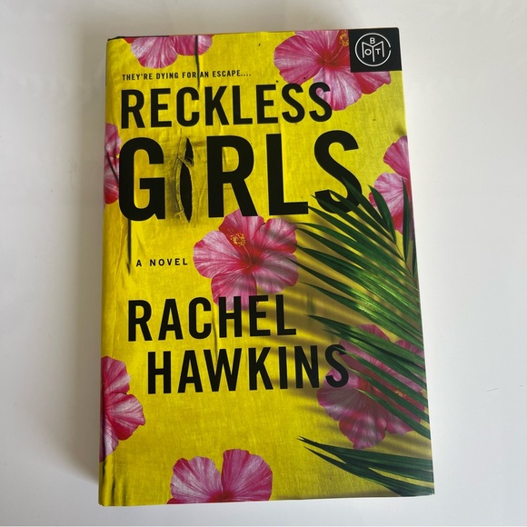 Reckless Girl - Book by Rachel Hawkins - Picture 2 of 5